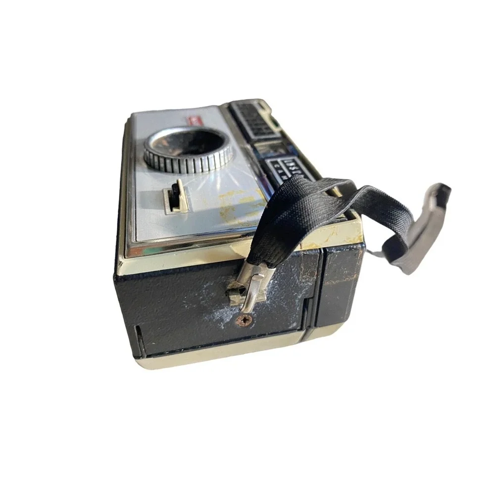 1960s Vintage Kodak Instamatic 104‎ Film Camera